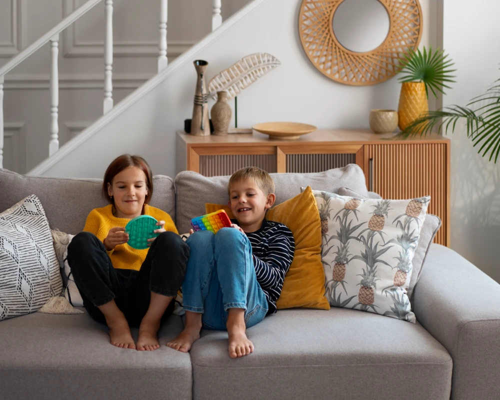 what is the difference between a sideboard and a buffet